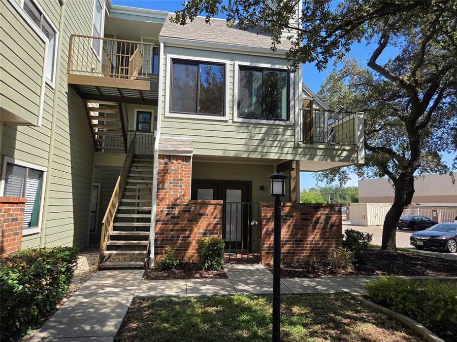 Property photo for 3117 Sondra Drive, #103, Fort Worth, TX