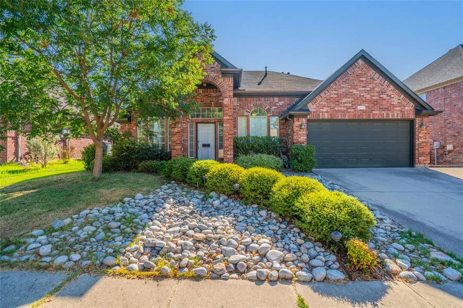 Property photo for 3112 Trailwood Lane, Flower Mound, TX