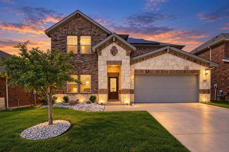 Property photo for 285 Sunshine Lane, Lavon, TX