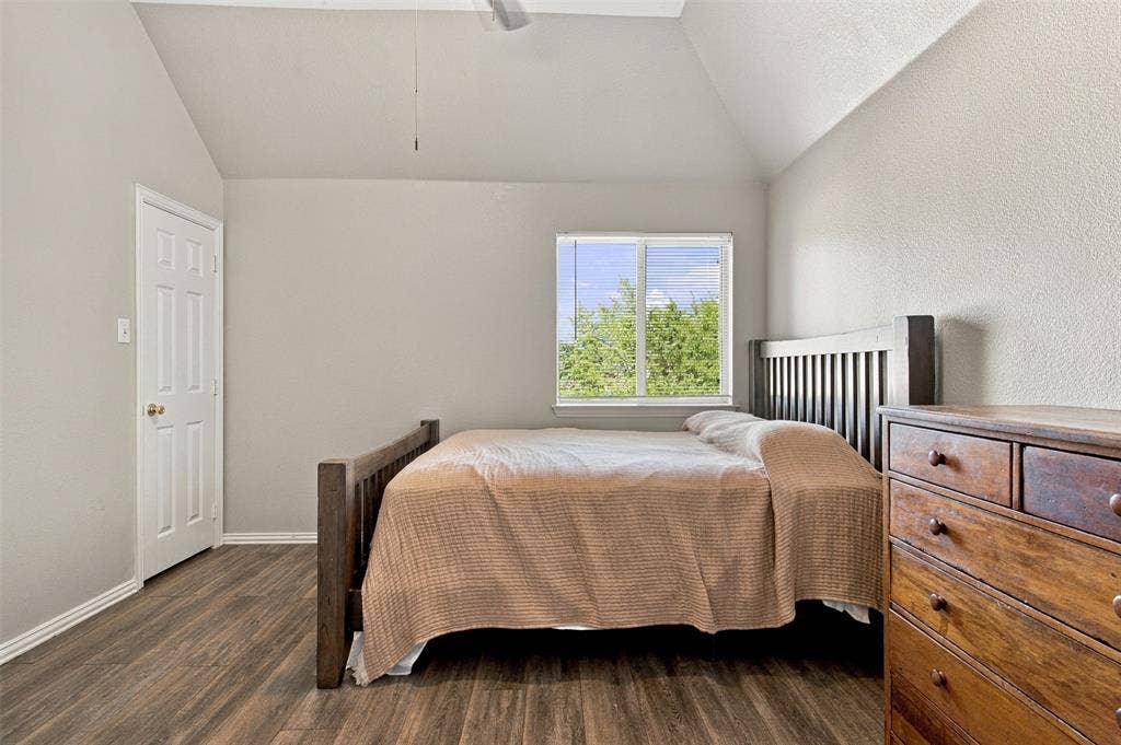 8414 Romanway Drive, Dallas, TX 75249 Room #4