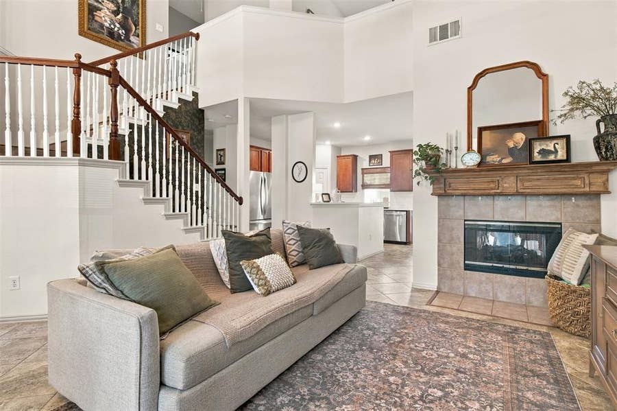Property photo for 8414 Romanway Drive, Dallas, TX