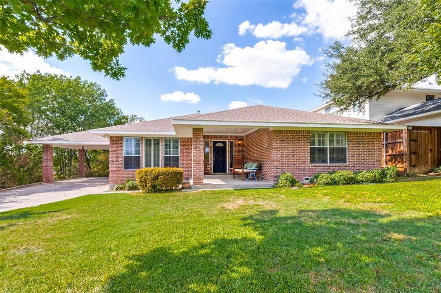 Property photo for 9005 Lanshire Drive, Dallas, TX