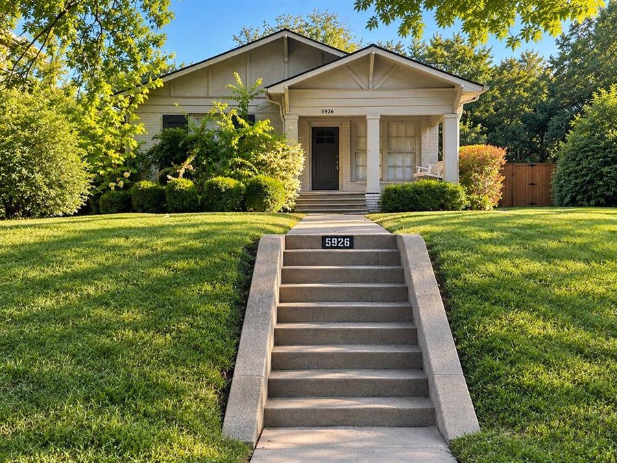 Property photo for 5926 Belmont Avenue, Dallas, TX