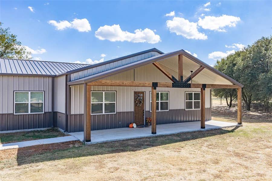 Property photo for 1123 Paradise Parkway, Poolville, TX