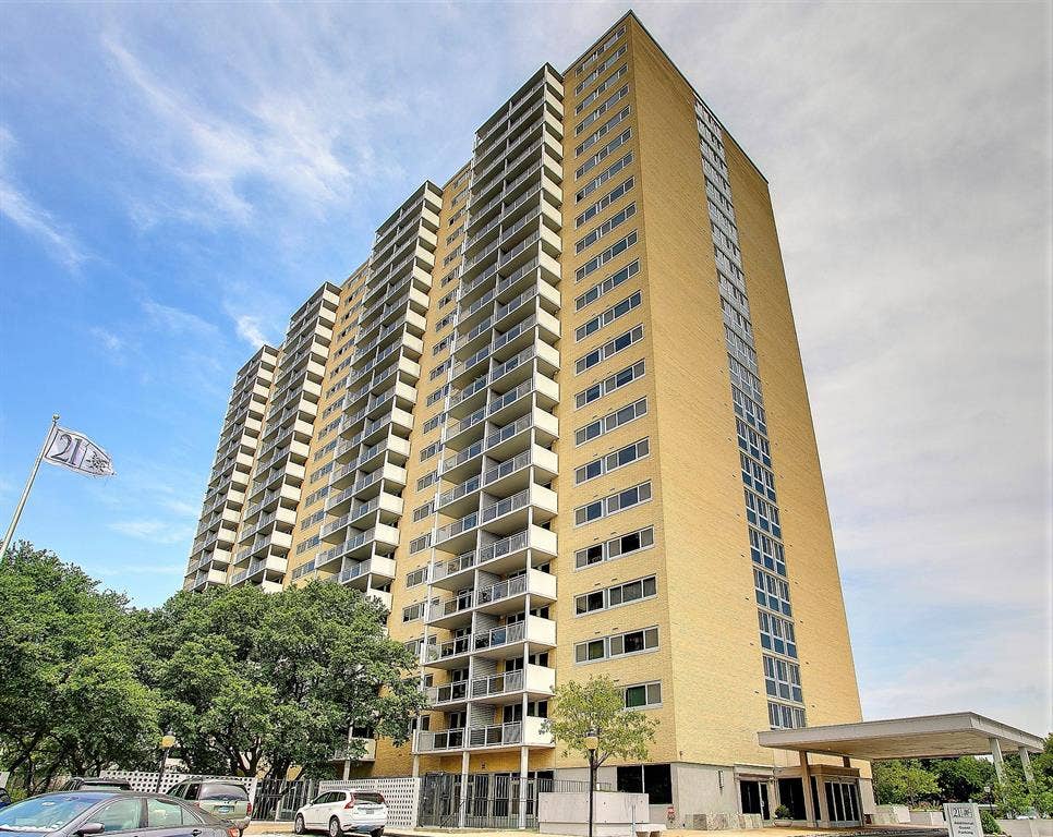 3883 Turtle Creek Boulevard, #1811, Dallas, TX 75219 3883 Turtle Creek Boulevard, #1811, Dallas, TX 75219