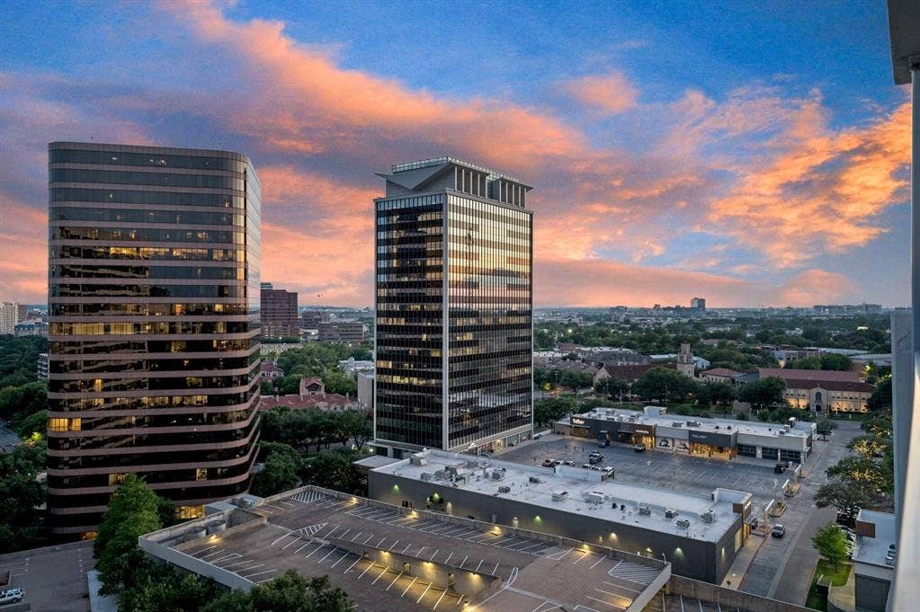 3883 Turtle Creek Boulevard, #1811, Dallas, TX 75219 3883 Turtle Creek Boulevard, #1811, Dallas, TX 75219