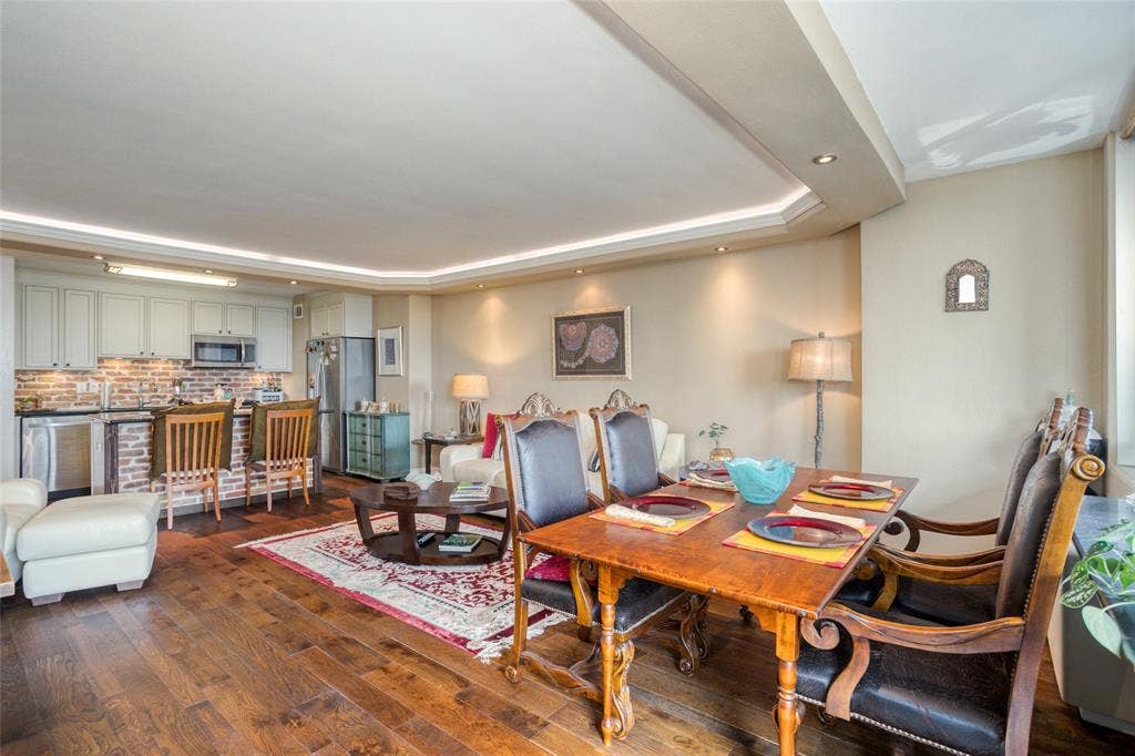 3883 Turtle Creek Boulevard, #1811, Dallas, TX 75219 3883 Turtle Creek Boulevard, #1811, Dallas, TX 75219