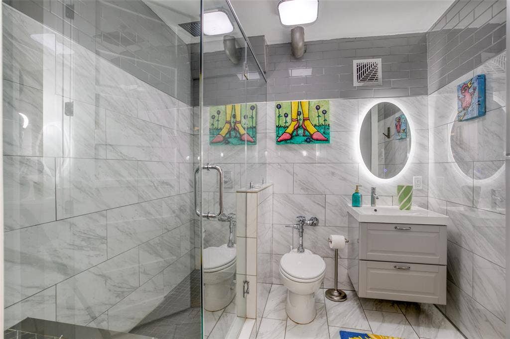 3883 Turtle Creek Boulevard, #1811, Dallas, TX 75219 3883 Turtle Creek Boulevard, #1811, Dallas, TX 75219
