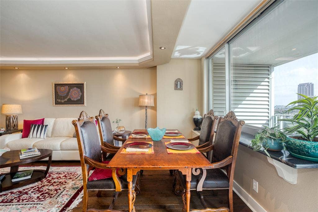 3883 Turtle Creek Boulevard, #1811, Dallas, TX 75219 3883 Turtle Creek Boulevard, #1811, Dallas, TX 75219