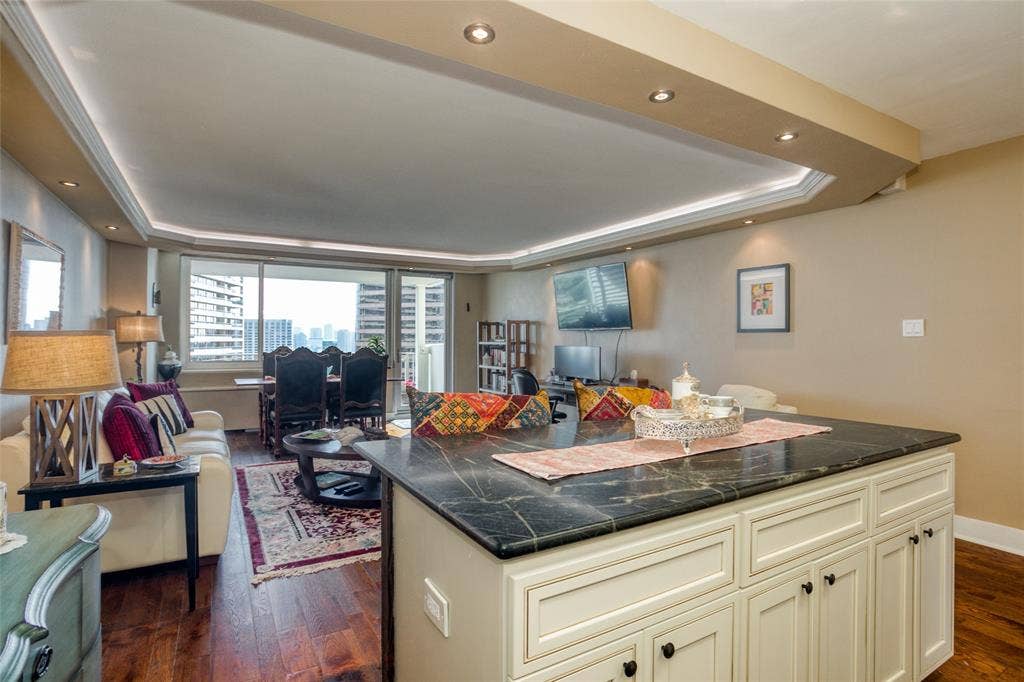 3883 Turtle Creek Boulevard, #1811, Dallas, TX 75219 3883 Turtle Creek Boulevard, #1811, Dallas, TX 75219