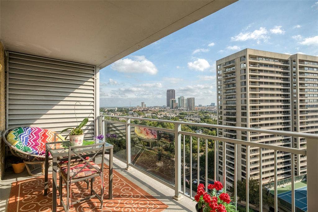 3883 Turtle Creek Boulevard, #1811, Dallas, TX 75219 3883 Turtle Creek Boulevard, #1811, Dallas, TX 75219