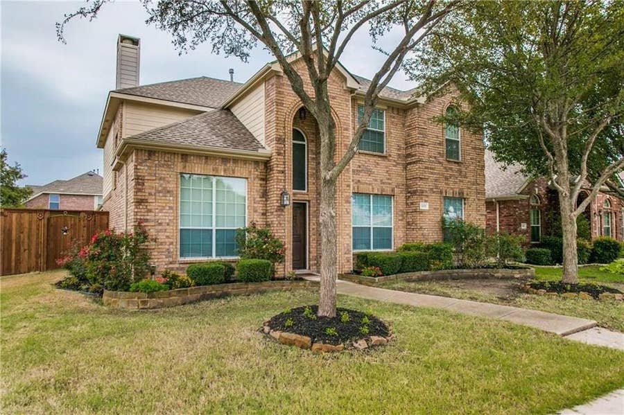 Property photo for 208 N Arbor Ridge Drive, Allen, TX