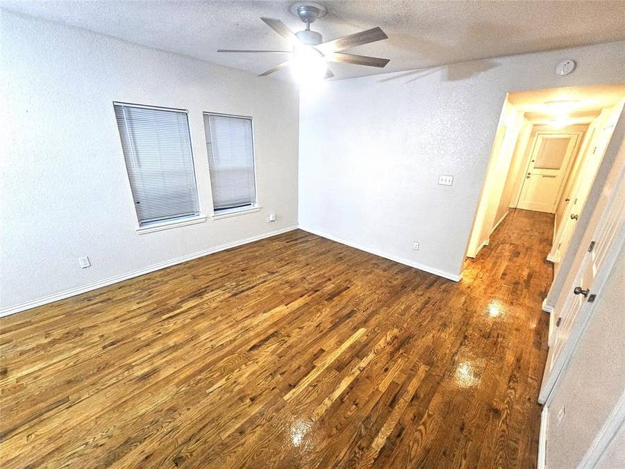 Property photo for 1921 W 10th Street, Dallas, TX