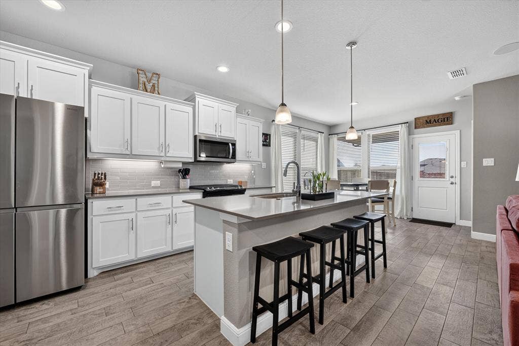 1705 Chamaeleon Drive, Haslet, TX 76052 1705 Chamaeleon Drive, Haslet, TX 76052