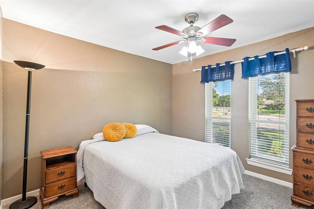 3441 Sheffield Circle, Plano, TX 75075 Ceiling fan with light fixture