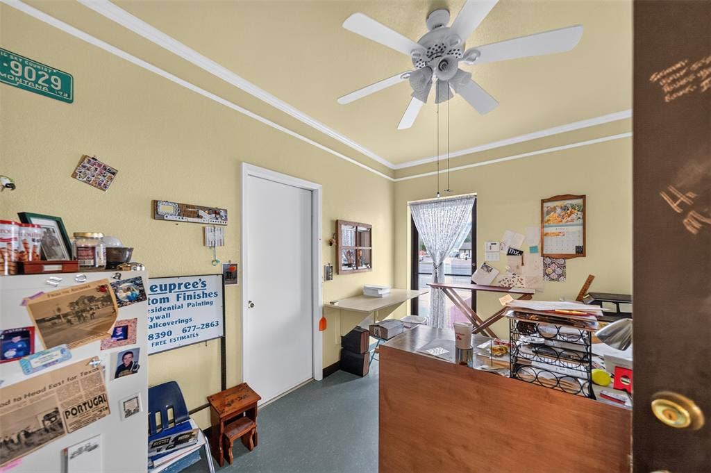 908 N Palestine Street, Athens, TX 75751 908 N Palestine Street, Athens, TX 75751