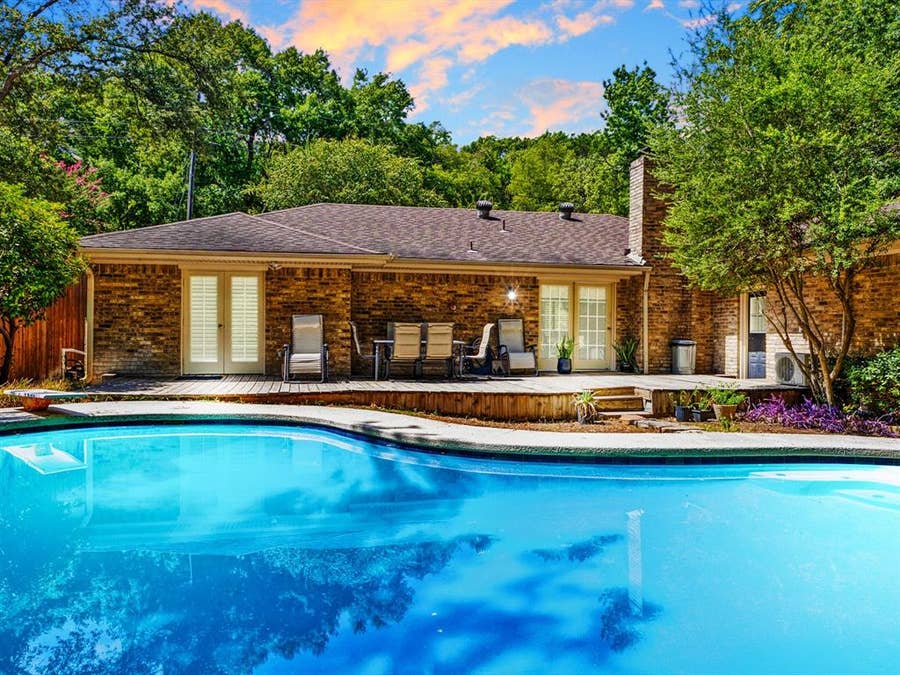 Property photo for 1218 Bow Creek Drive, Duncanville, TX