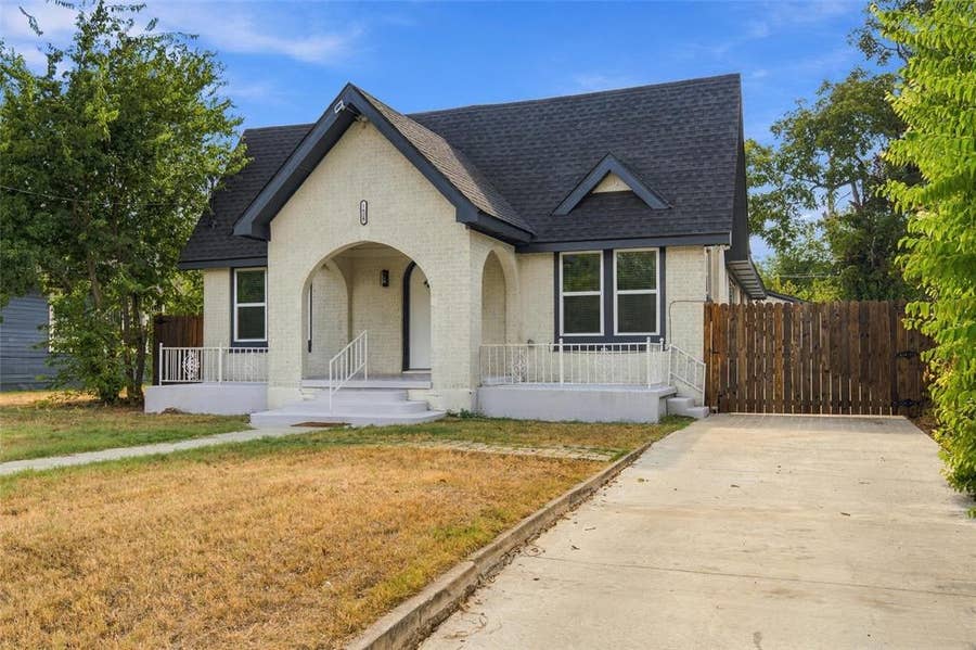 Property photo for 1628 N 15th Street, Waco, TX