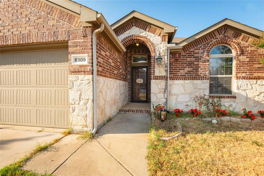 Property photo for 8309 Black Hills Trail, Aubrey, TX