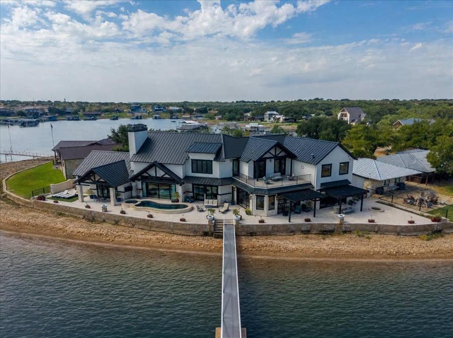 Property photo for 1011 Possum Point, Graford, TX