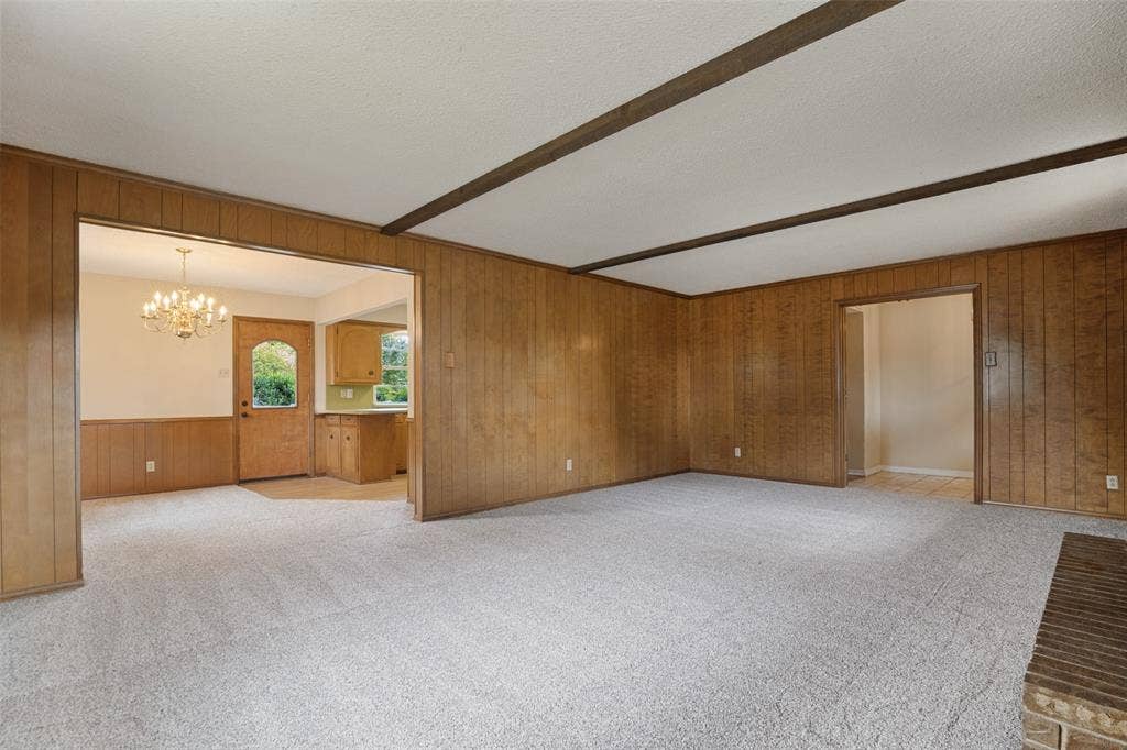 1605 Clear Point Drive, Garland, TX 75041 1605 Clear Point Drive, Garland, TX 75041