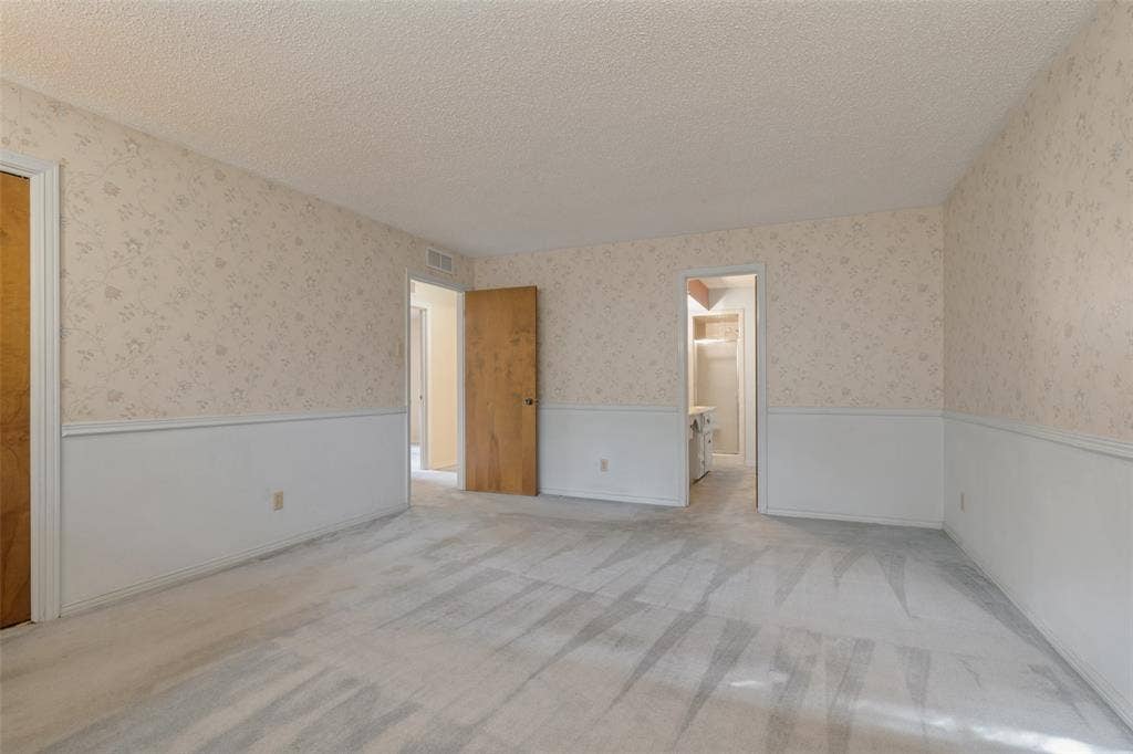 1605 Clear Point Drive, Garland, TX 75041 1605 Clear Point Drive, Garland, TX 75041