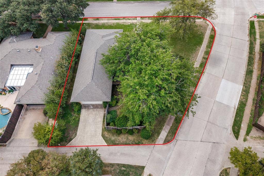 1605 Clear Point Drive, Garland, TX 75041 1605 Clear Point Drive, Garland, TX 75041