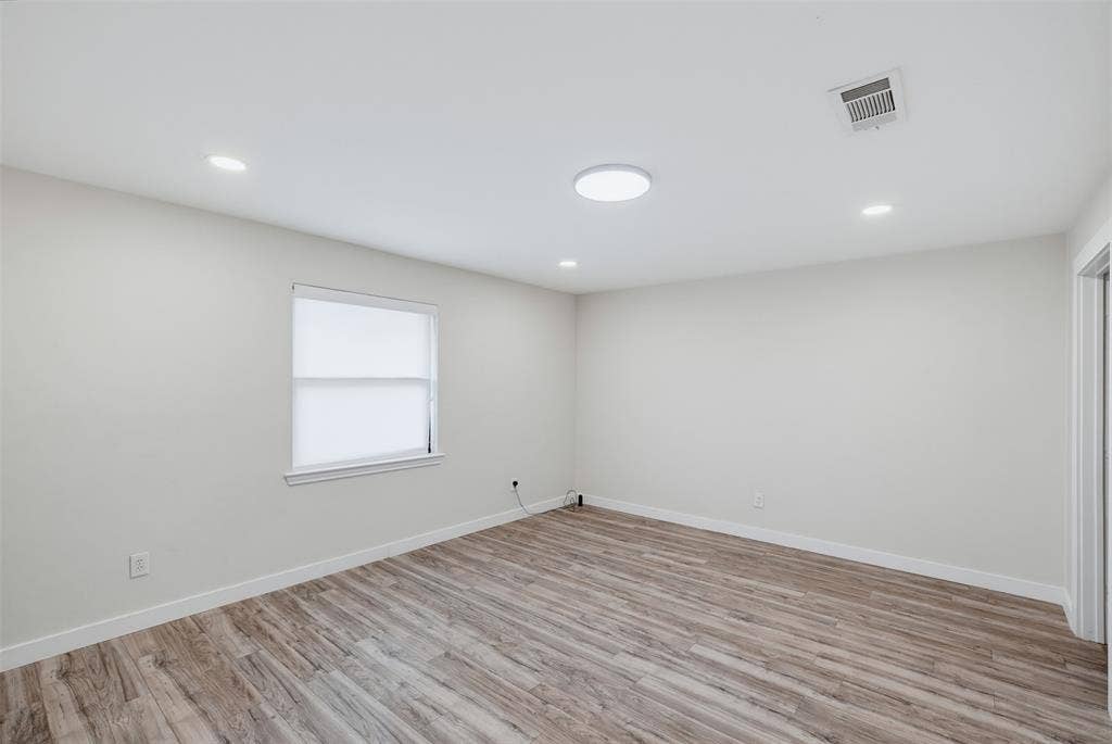 2760 N Hillbrier Circle, Plano, TX 75075 2760 N Hillbrier Circle, Plano, TX 75075