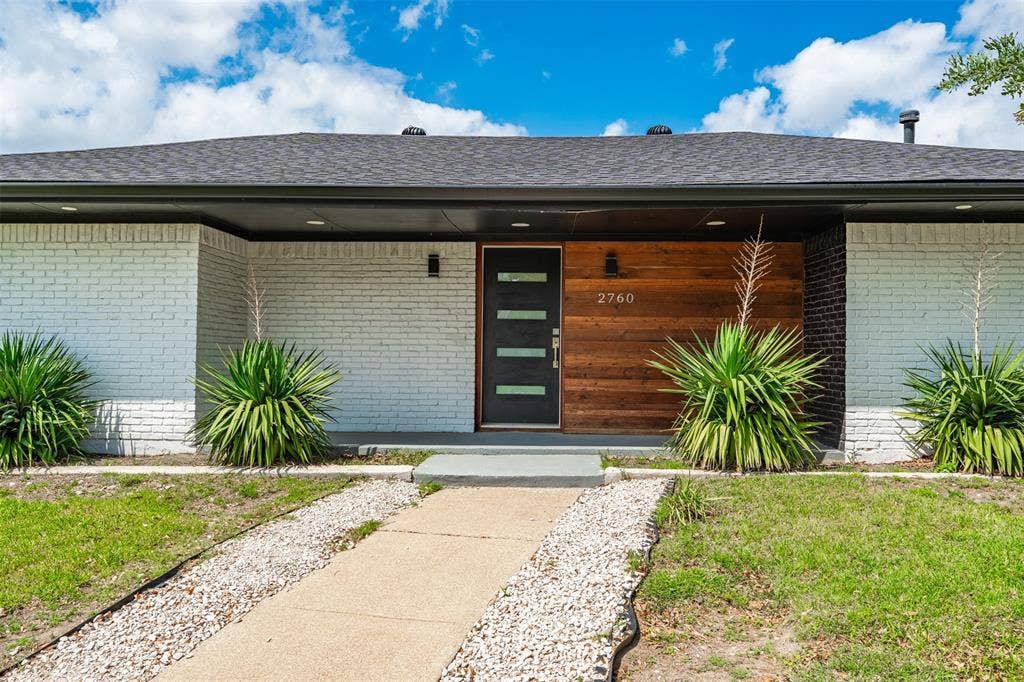 2760 N Hillbrier Circle, Plano, TX 75075 2760 N Hillbrier Circle, Plano, TX 75075