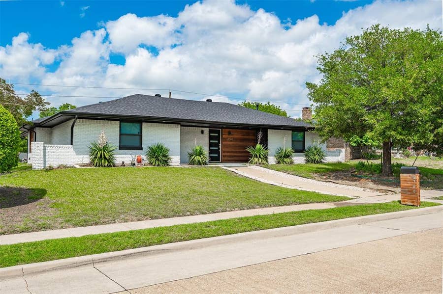 Property photo for 2760 N Hillbrier Circle, Plano, TX