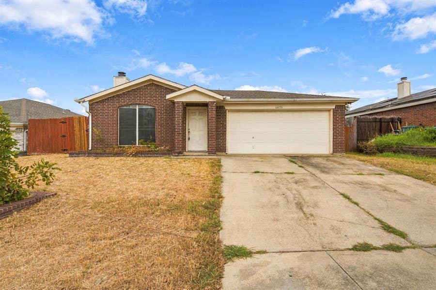 Property photo for 6433 Riverwater Trail, Fort Worth, TX
