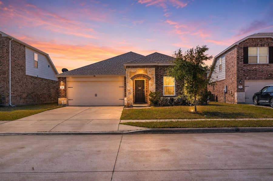 Property photo for 759 Brockwell Bend, Forney, TX