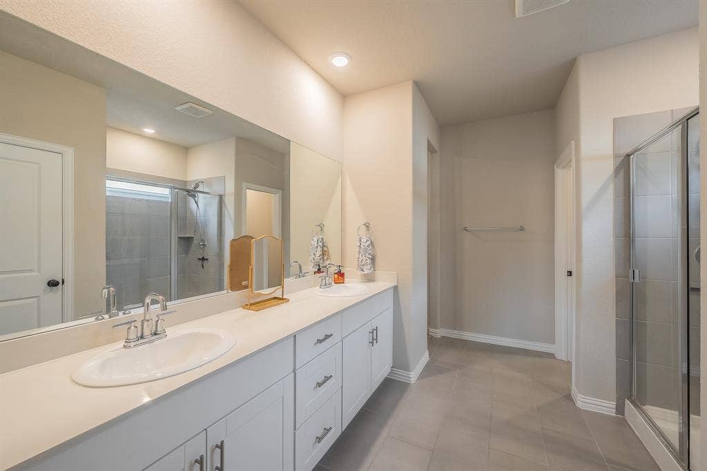 2132 Sun Star Drive, Haslet, TX 76052