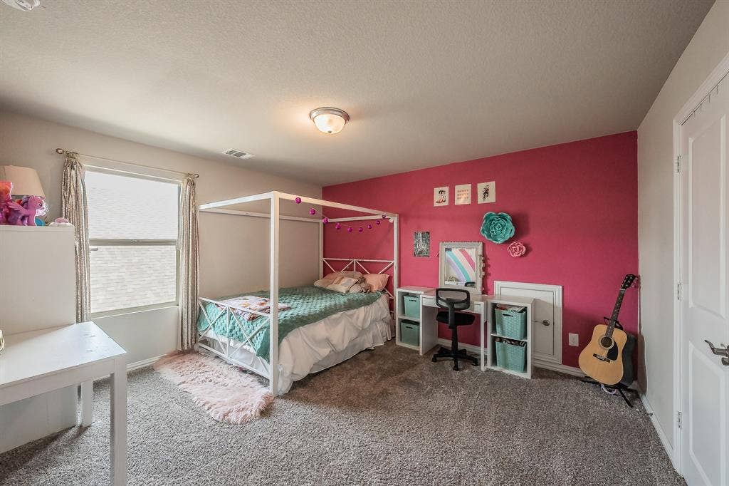 2132 Sun Star Drive, Haslet, TX 76052