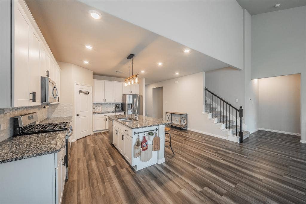 2132 Sun Star Drive, Haslet, TX 76052