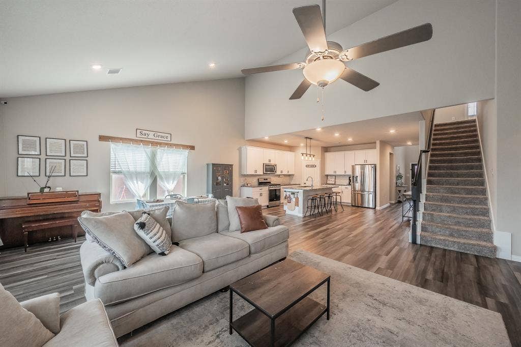 2132 Sun Star Drive, Haslet, TX 76052