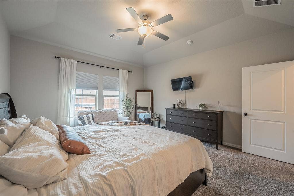 2132 Sun Star Drive, Haslet, TX 76052