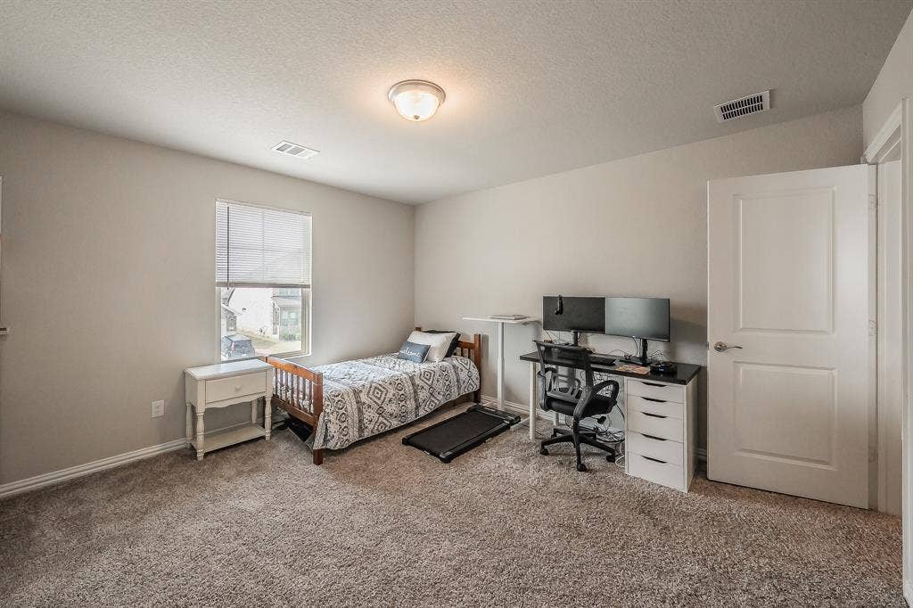 2132 Sun Star Drive, Haslet, TX 76052