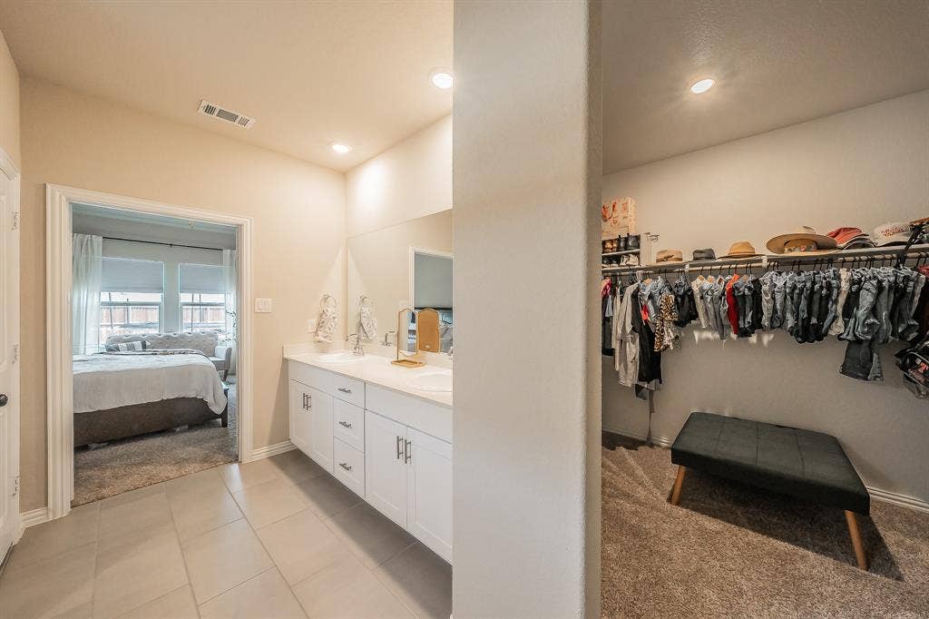 2132 Sun Star Drive, Haslet, TX 76052