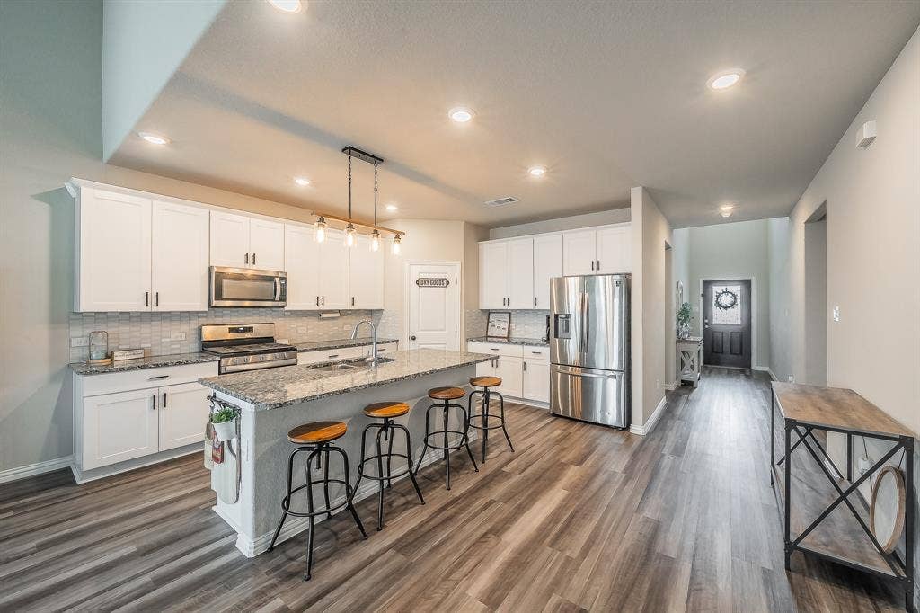 2132 Sun Star Drive, Haslet, TX 76052
