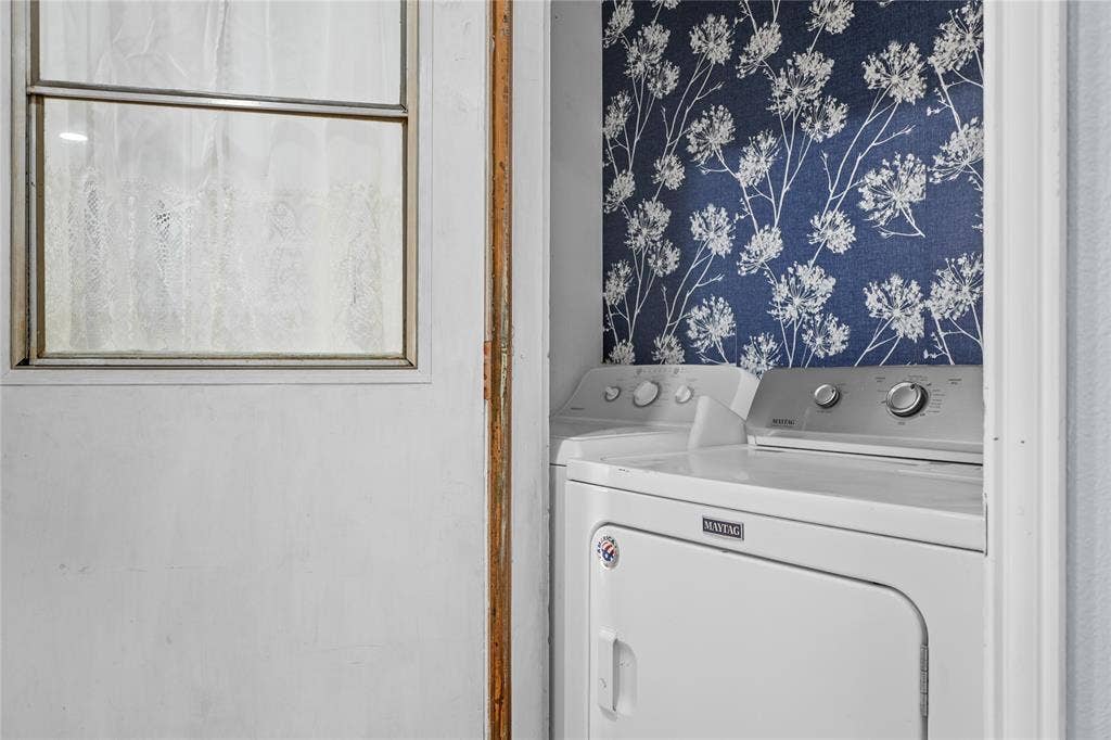 1809 Anderson Street, Irving, TX 75062 1809 Anderson Street, Irving, TX 75062