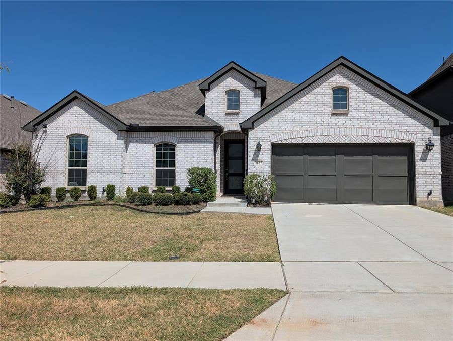 Property photo for 425 Sunnyridge Lane, Little Elm, TX