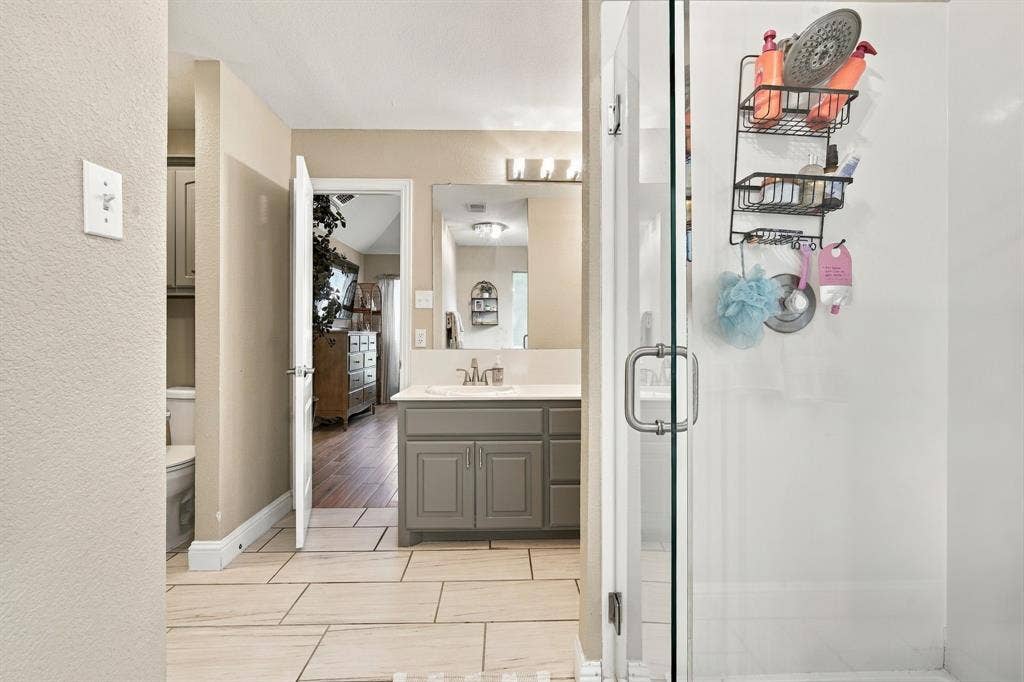 1639 Catherine Street, Midlothian, TX 76065 1639 Catherine Street, Midlothian, TX 76065