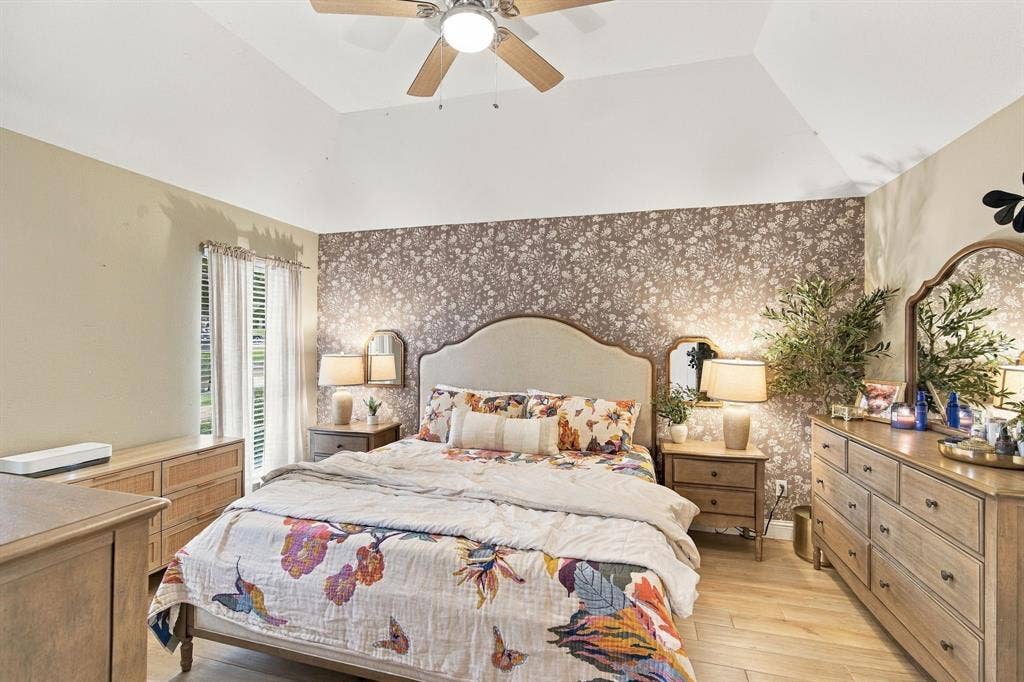 1639 Catherine Street, Midlothian, TX 76065 1639 Catherine Street, Midlothian, TX 76065