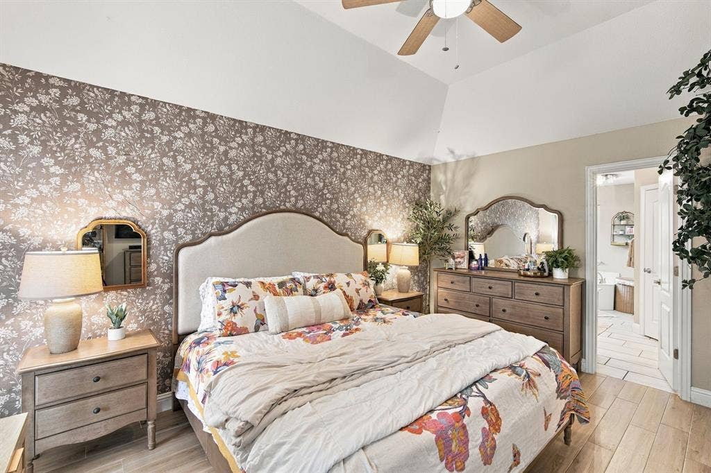 1639 Catherine Street, Midlothian, TX 76065 1639 Catherine Street, Midlothian, TX 76065