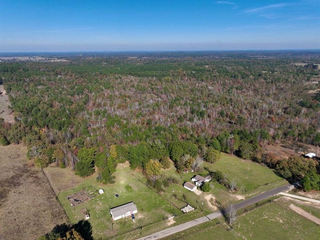 21695 County Road 240, Tyler, TX 75705 21695 County Road 240, Tyler, TX 75705