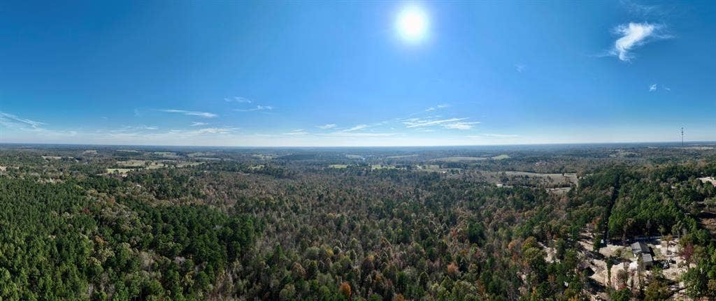 21695 County Road 240, Tyler, TX 75705 21695 County Road 240, Tyler, TX 75705