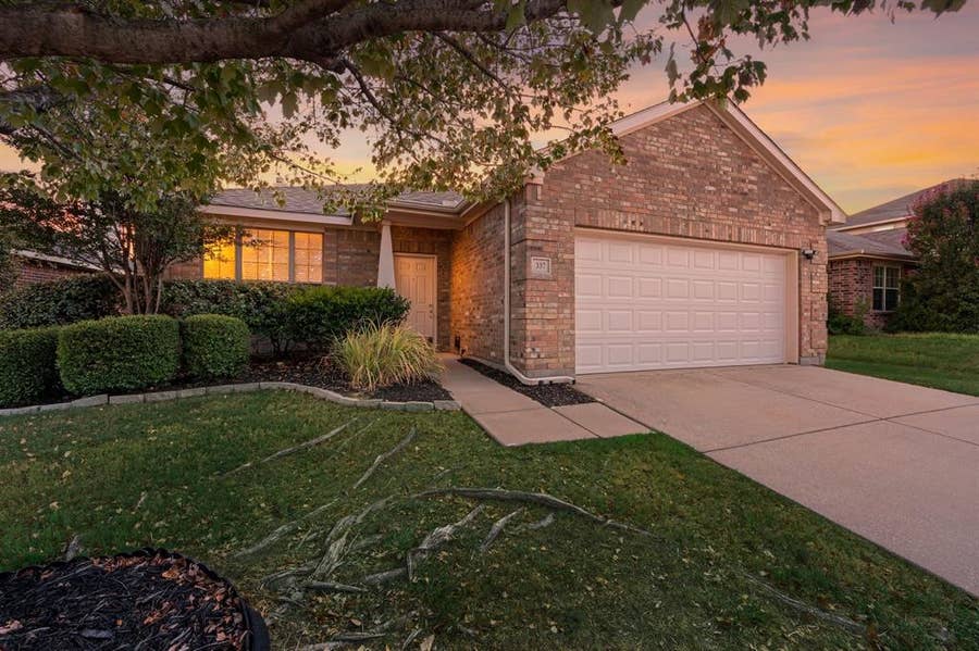 Property photo for 337 Turquoise Drive, Fort Worth, TX
