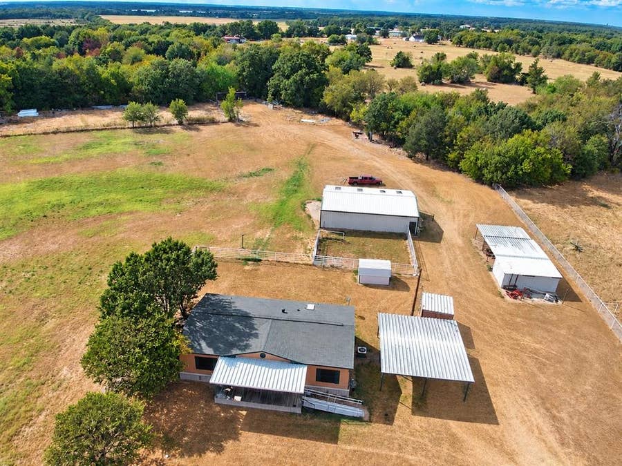 Property photo for 8676 Woodruff Circle, Kemp, TX