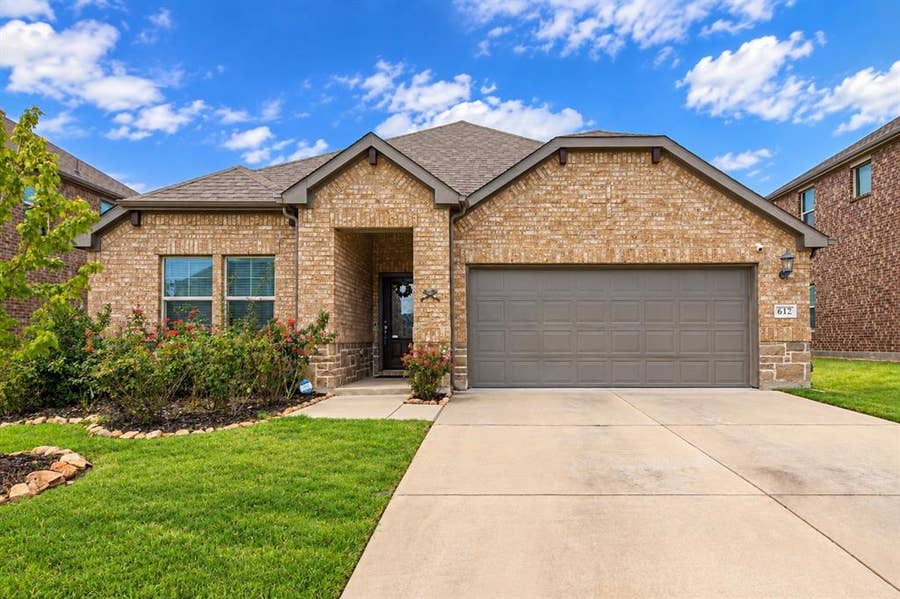 Property photo for 612 Fawn Valley Drive, Princeton, TX